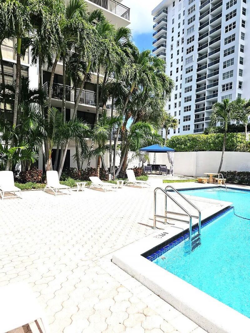 3031 N Ocean Boulevard, Unit 805, Fort Lauderdale, FL 33308 Photo