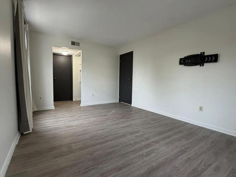 5285 Portland Street, Unit 204, Columbus, OH 43235 Photo 11