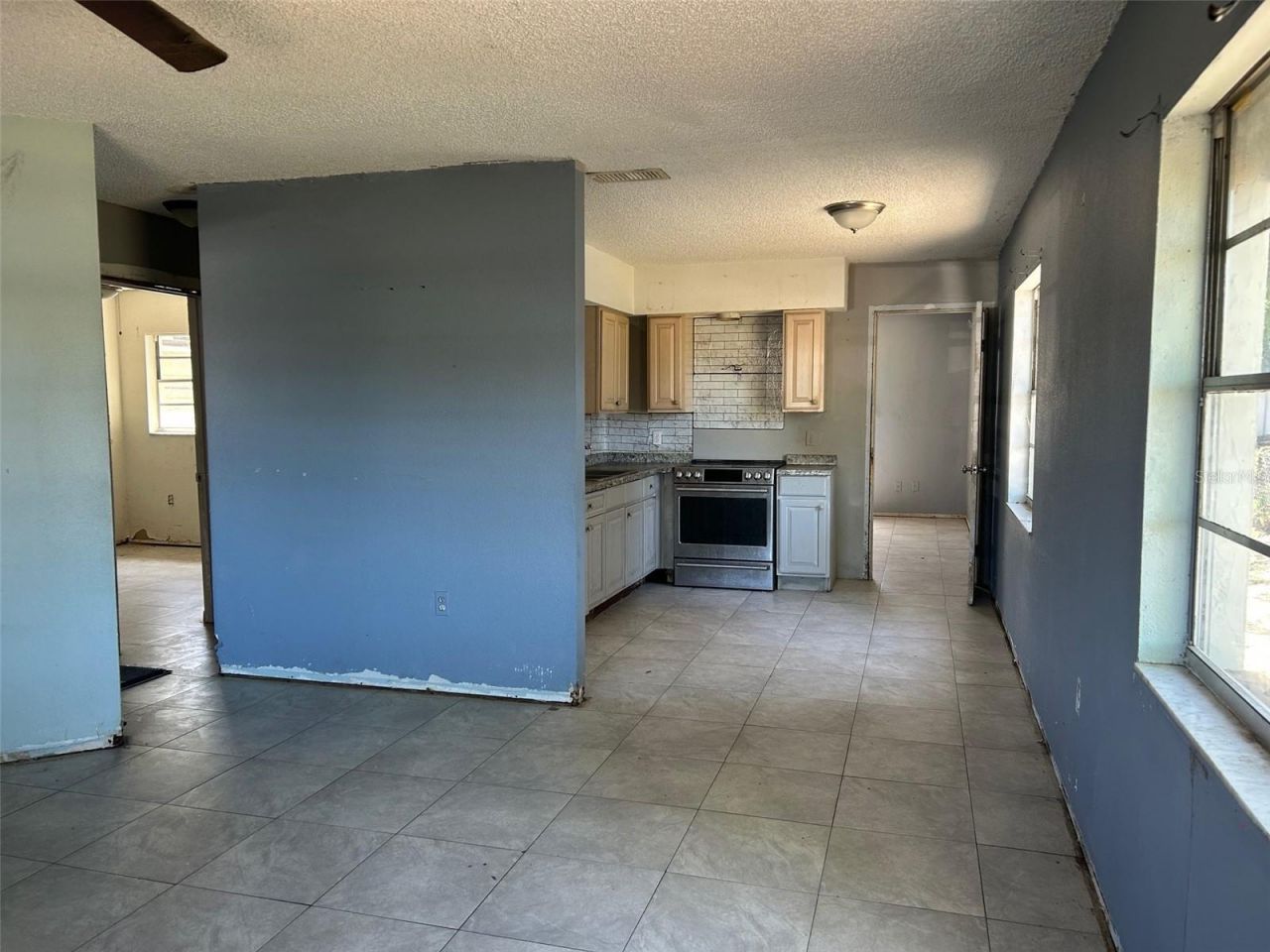 1508 54th Avenue Drive W, Bradenton, FL 34207 Photo