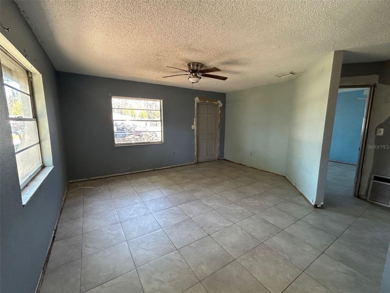 1508 54th Avenue Drive W, Bradenton, FL 34207 Photo