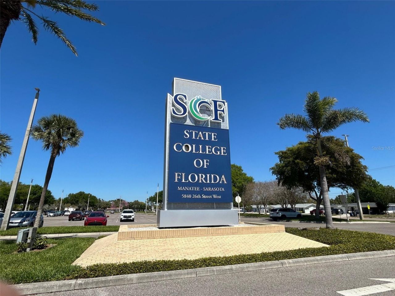 1508 54th Avenue Drive W, Bradenton, FL 34207 Photo