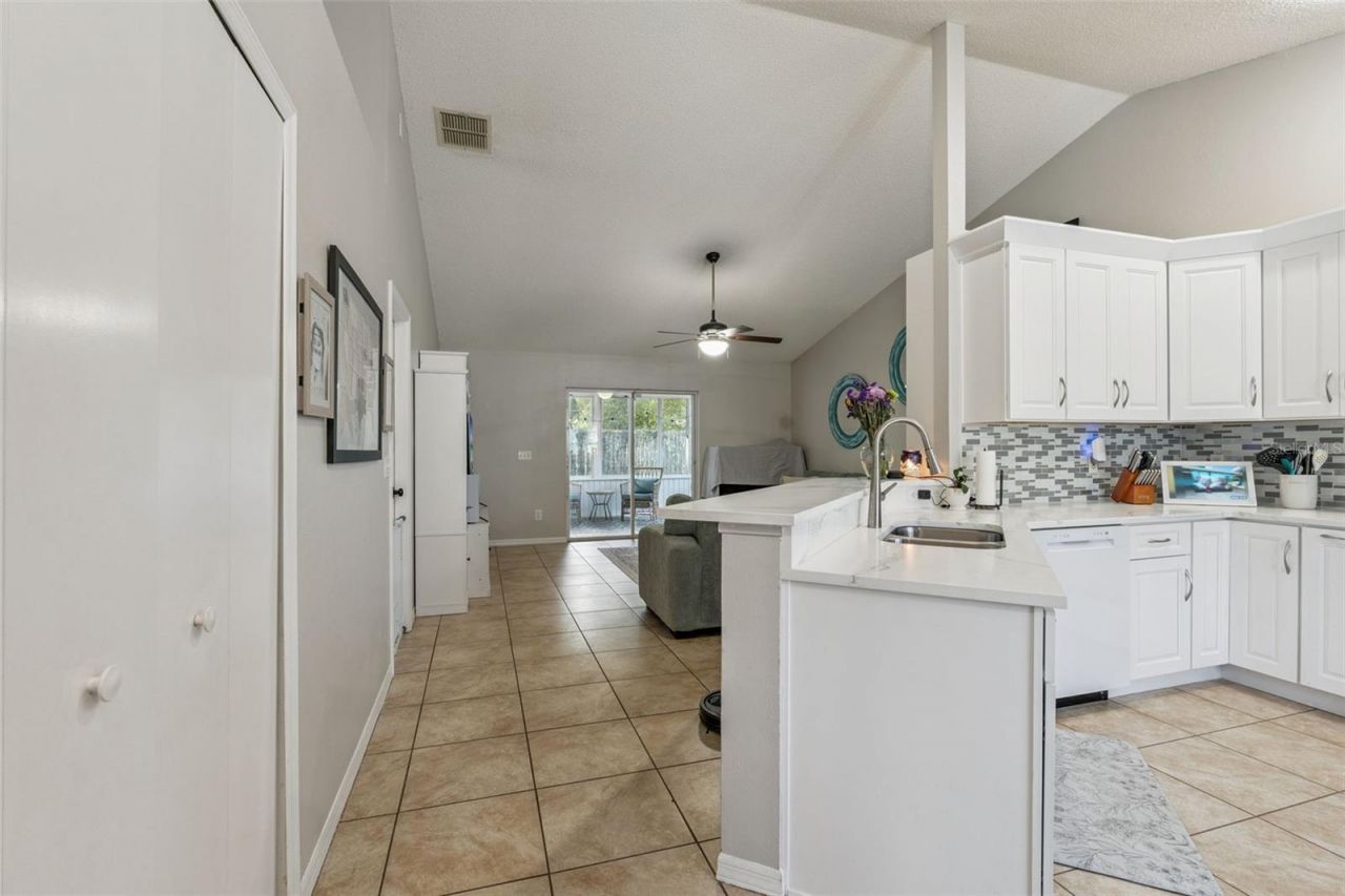 190 Kelly Circle, Sanford, FL 32773 Photo