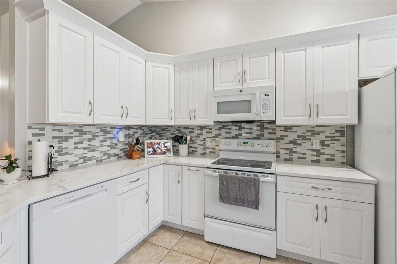 190 Kelly Circle, Sanford, FL 32773 Photo