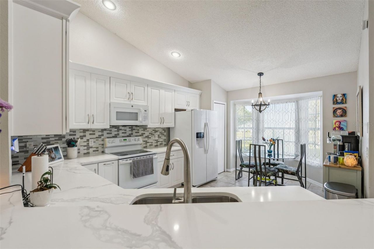 190 Kelly Circle, Sanford, FL 32773 Photo