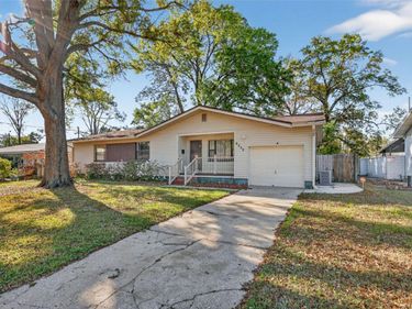 6220 GRAVES STREET, JACKSONVILLE, FL 32210