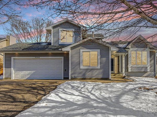 9200 Lakeside Trail, Champlin, MN 55316