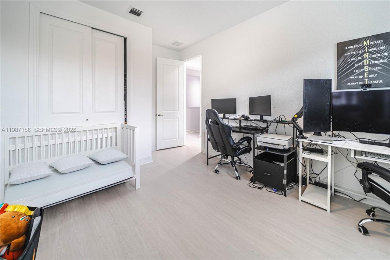 11674 SW 13th Ln , Unit 1674, Pembroke Pines, FL 33025 Photo