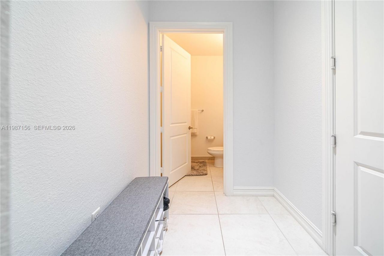 11674 SW 13th Ln , Unit 1674, Pembroke Pines, FL 33025 Photo