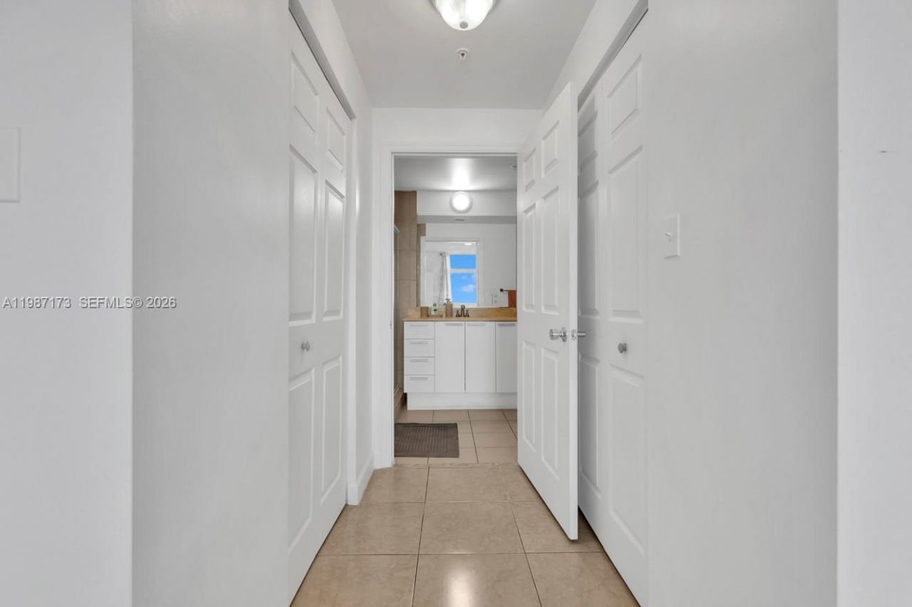 140 S Dixie Hwy , Unit 403, Hollywood, FL 33020 Photo