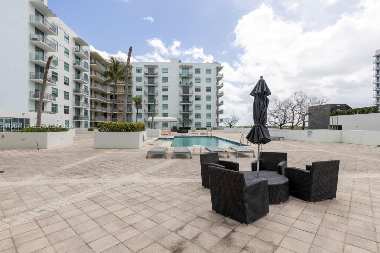 140 S Dixie Hwy , Unit 403, Hollywood, FL 33020 Photo