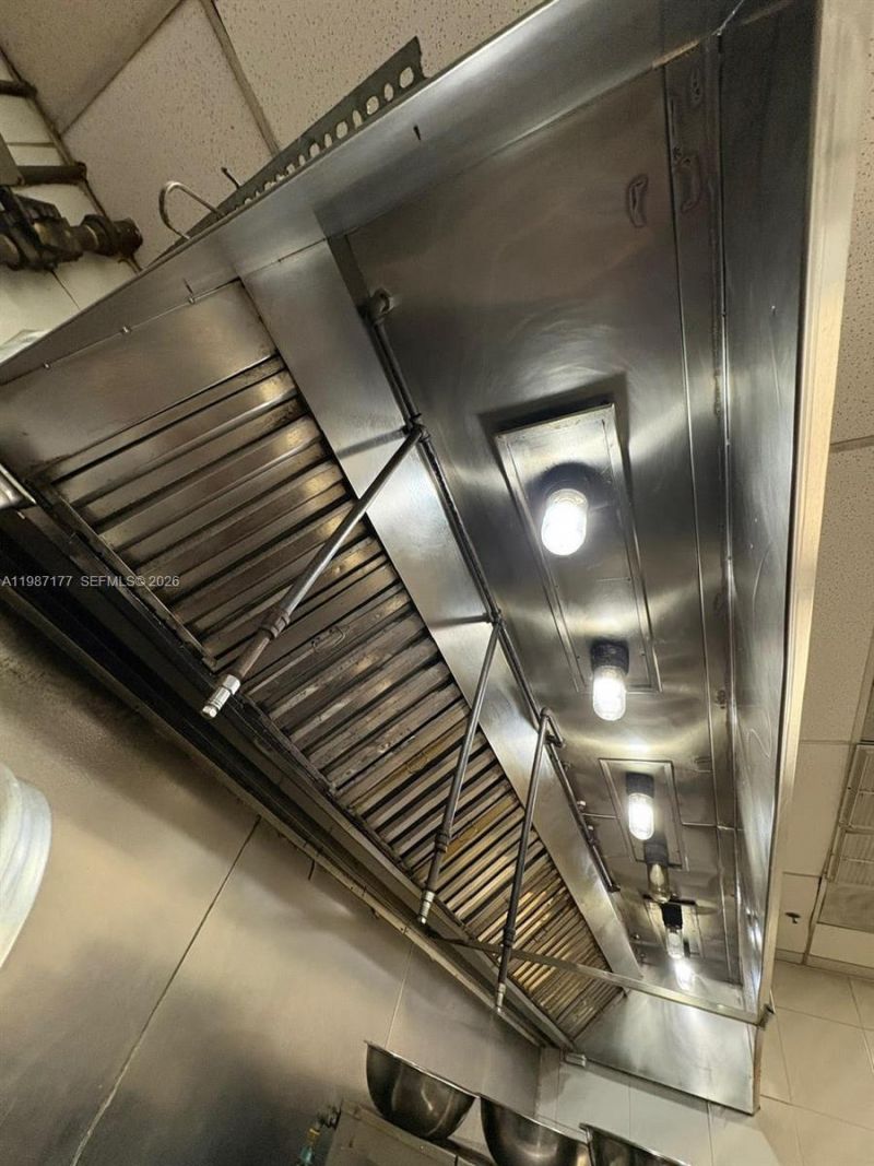 Main Road , Weston, FL 33327 Photo