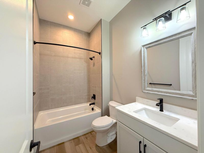 8980 Ladd Lane, Plain City, OH 43064 Photo 13