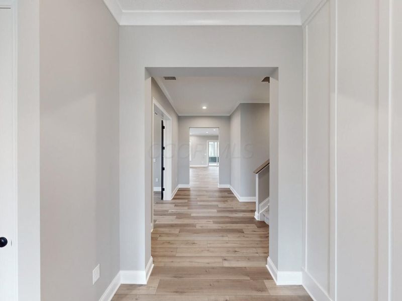 8980 Ladd Lane, Plain City, OH 43064 Photo 2