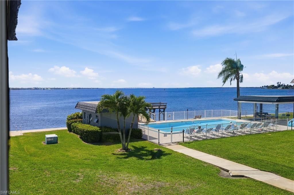 3374 N Key Dr, Unit E5, North Fort Myers, FL 33903 Photo