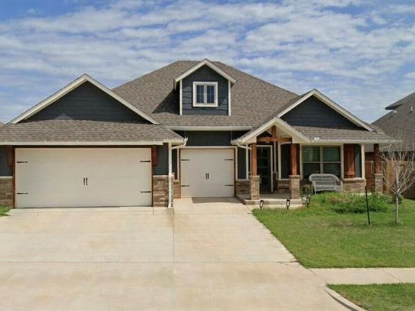10105 NW 139th Circle, Yukon, OK 73099