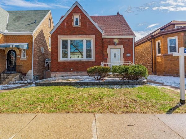 2817 Maple Avenue , Berwyn, IL 60402