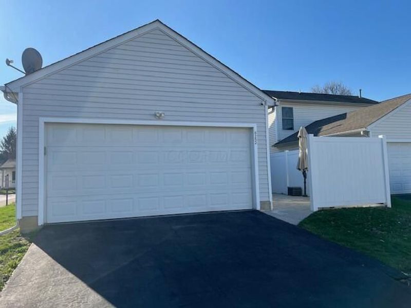 8252 Carano Way , Columbus, OH 43240 Photo 4