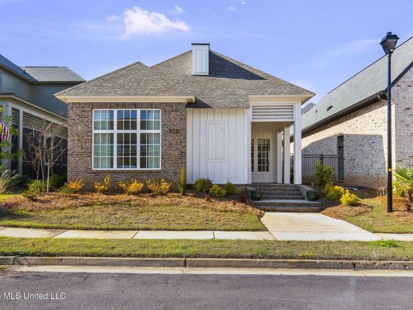 106 Water Street, Madison, MS 39110