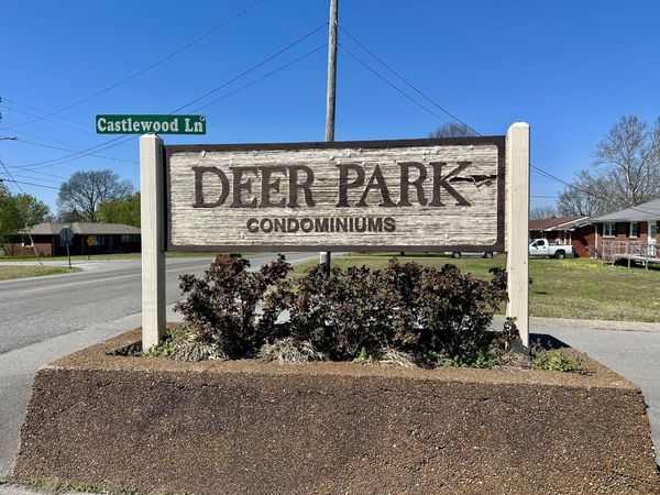 200 Castlewood Ln, Lebanon, TN 37087