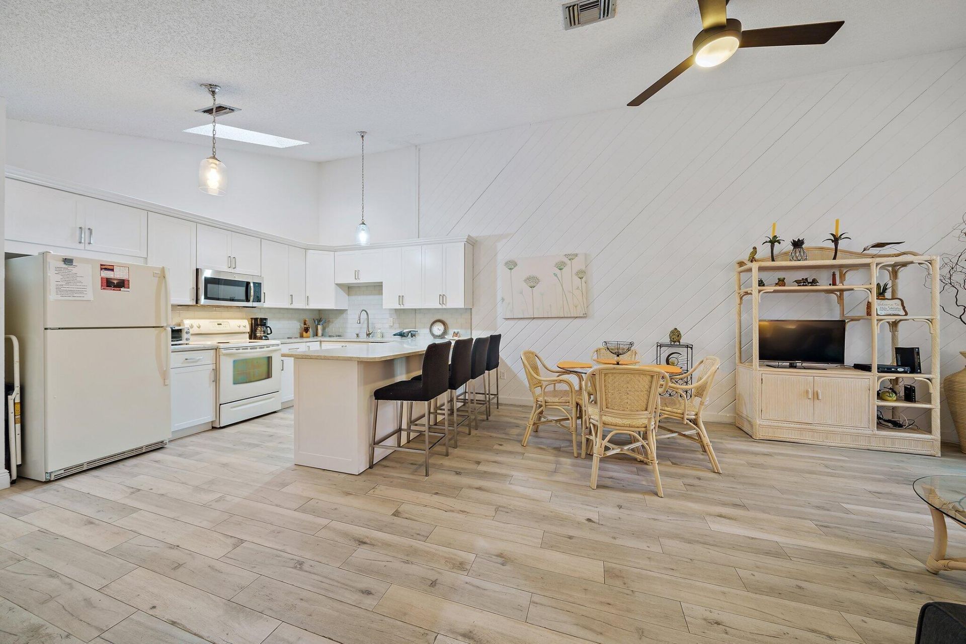 1801 S Us Highway 1, Unit 13a, Jupiter, FL 33477 Photo