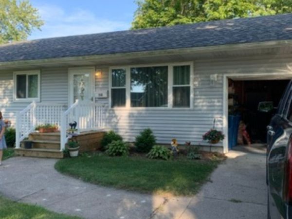 318 N Jackson Avenue, Bradley, IL 60915