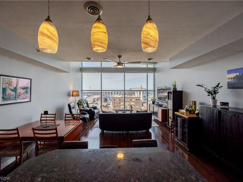 1237 Washington Avenue, Unit 1211, Cleveland, OH 44113 Photo 4