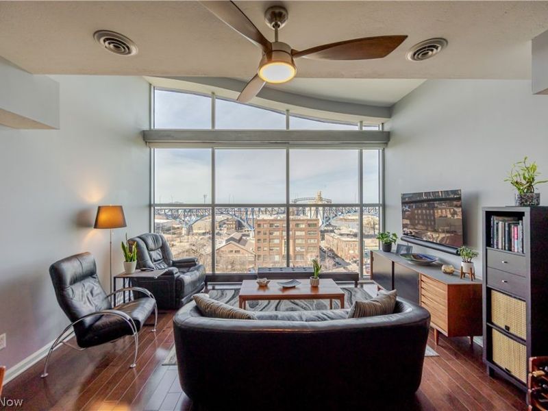 1237 Washington Avenue, Unit 1211, Cleveland, OH 44113 Photo 8