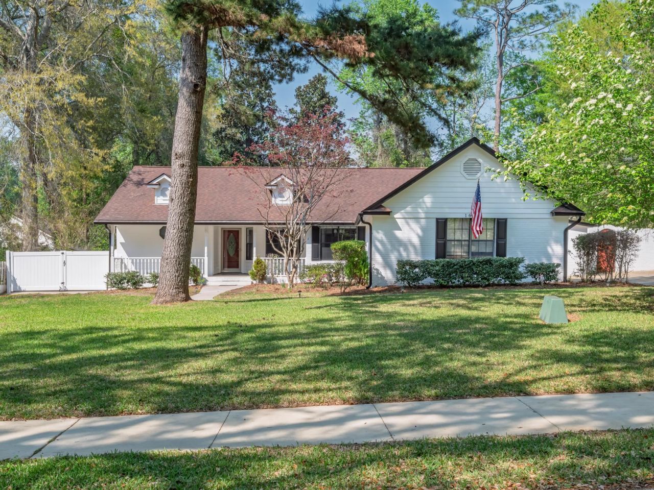 1620 Chadwick Way, Tallahassee, FL 32312 Main Photo