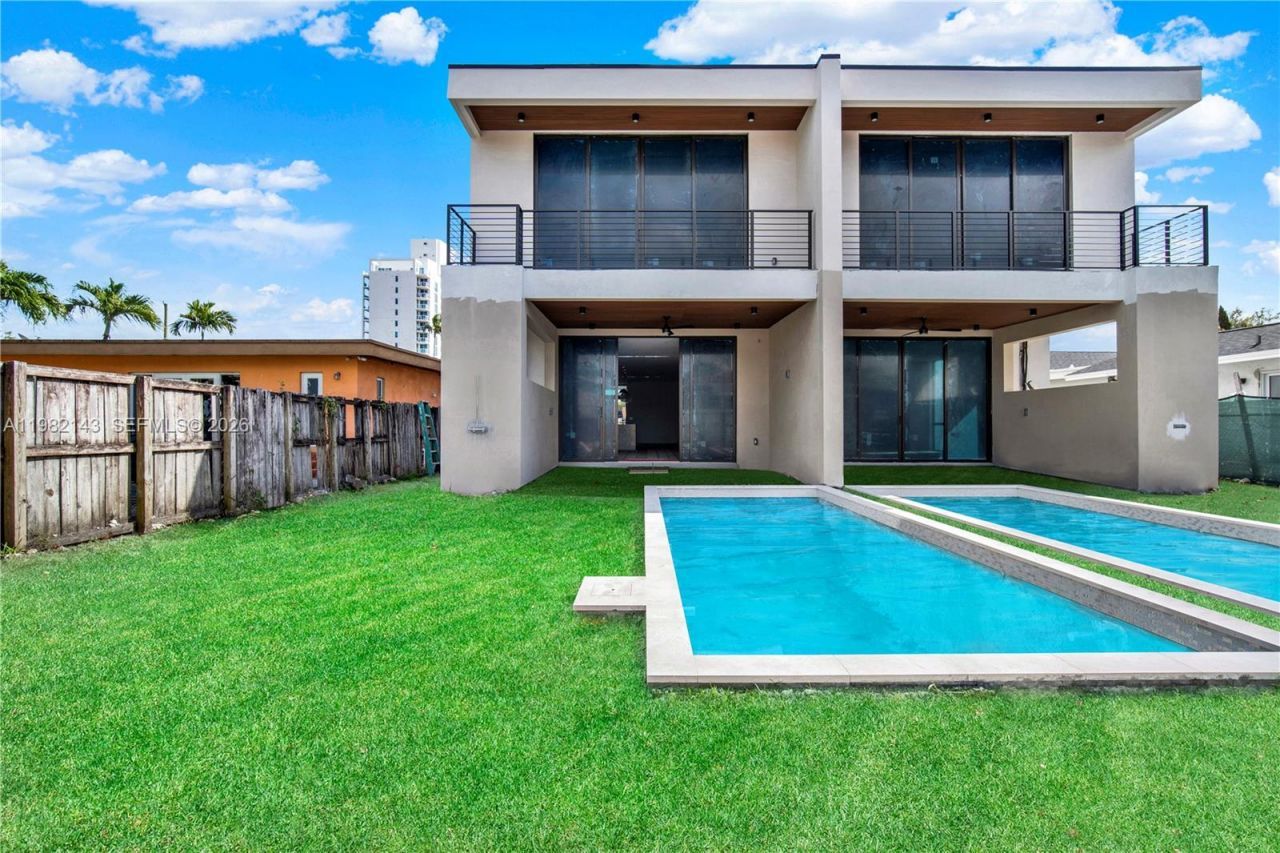 1501 SW 21st St, Miami, FL 33145 Photo