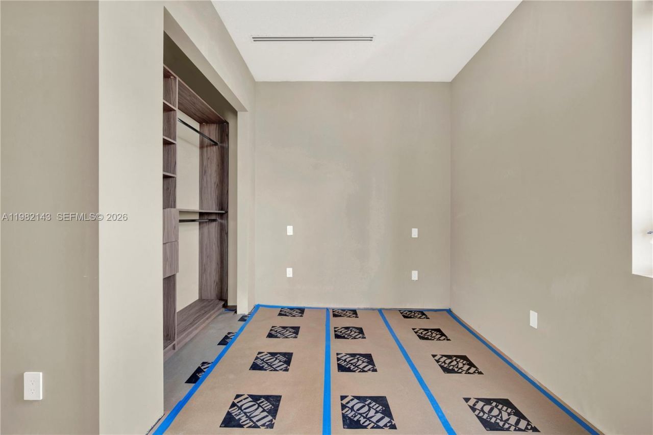 1501 SW 21st St , Miami, FL 33145 Photo