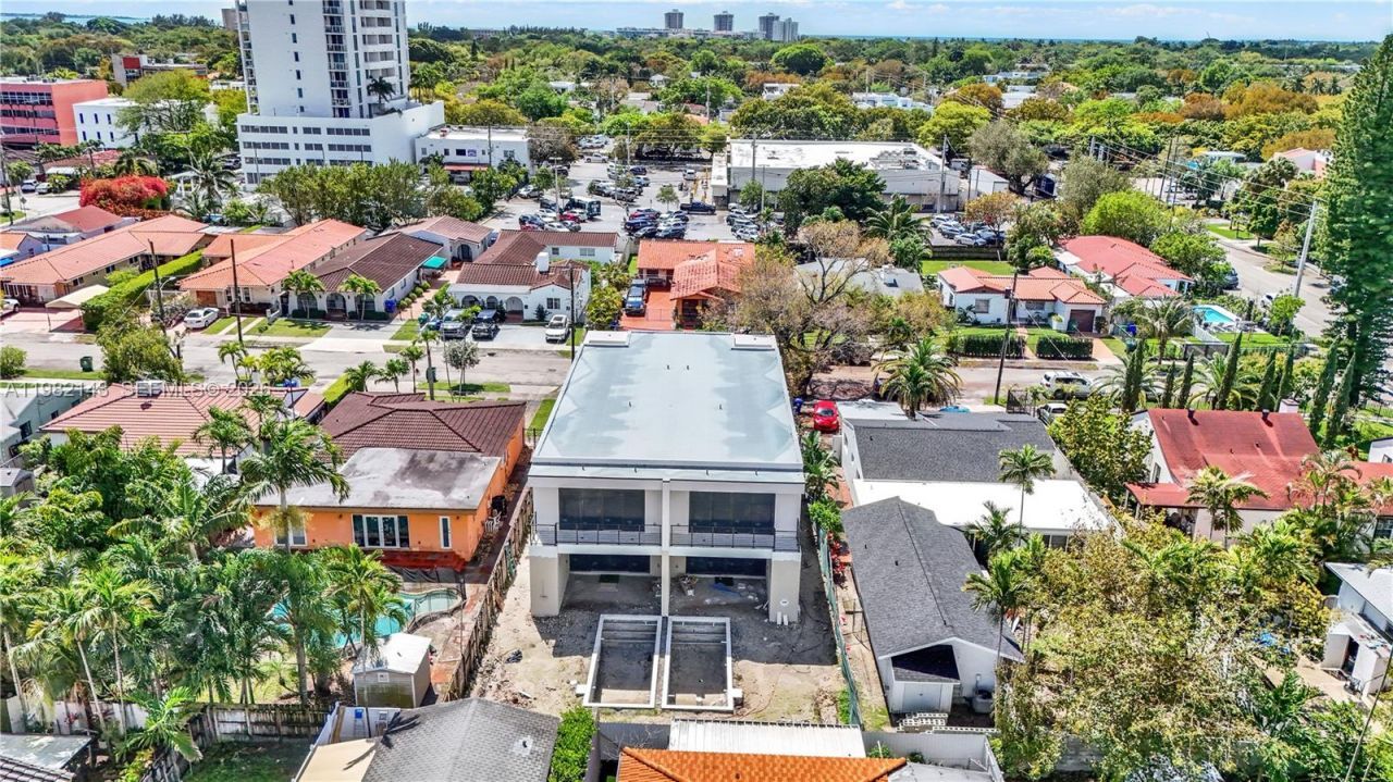 1501 SW 21st St , Miami, FL 33145 Photo