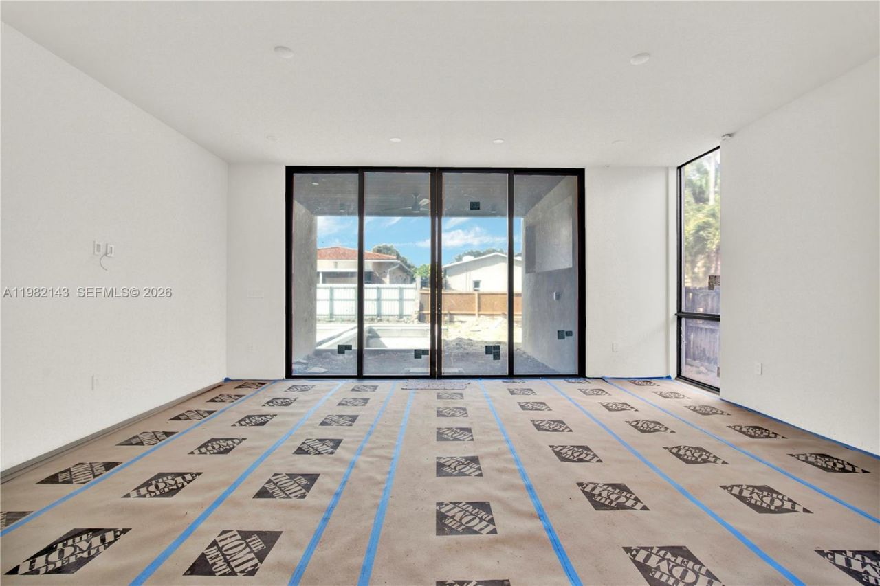 1501 SW 21st St , Miami, FL 33145 Photo