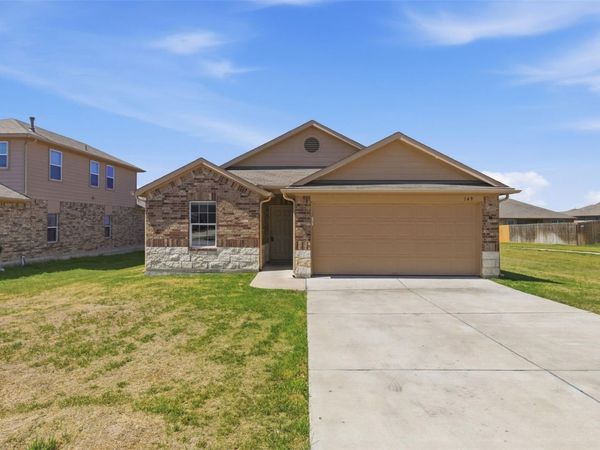 149 Dusky Thrush DR, Kyle, TX 78640