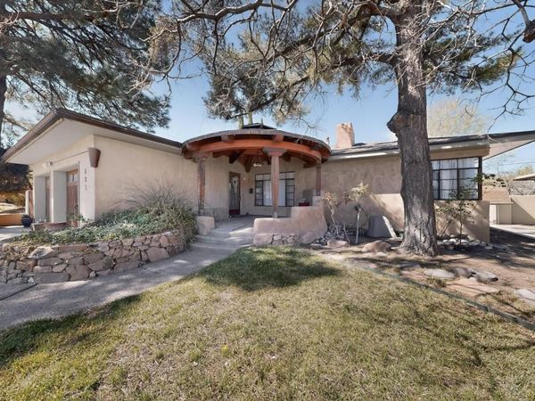 521 Sierra Drive SE, Albuquerque, NM 87108