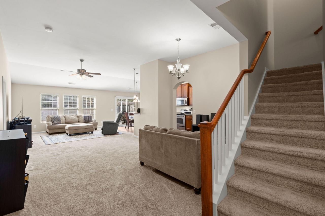 5058 Blair Road Photo 4