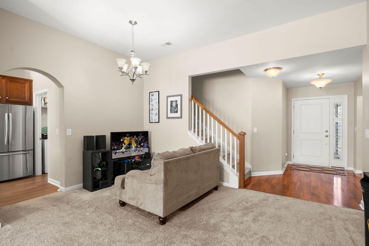 5058 Blair Road Photo 6