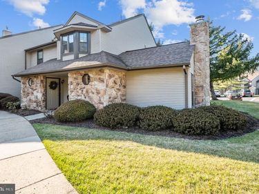 381 REDBUD COURT, Unit 381, WARRINGTON, PA 18976