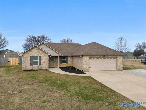 27883 Phillip Wagnon Drive, Athens, AL 35613