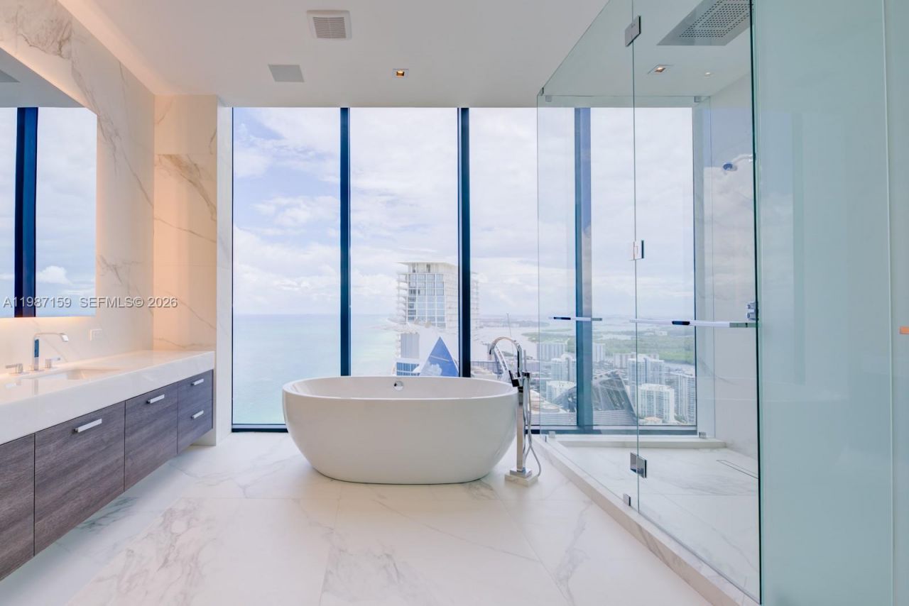 17141 Collins Ave, Unit 4501/4601, Sunny Isles Beach, FL 33160 Photo
