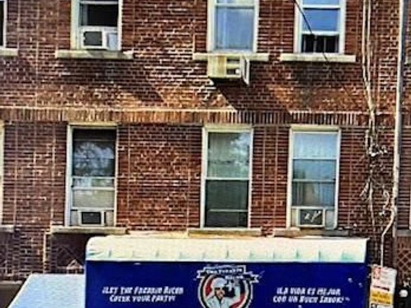 43-06 34 Avenue , Astoria, NY 11101