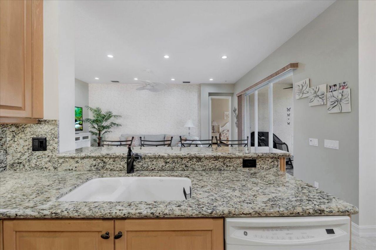 10599 Silverton Lane, Boynton Beach, FL 33437 Photo