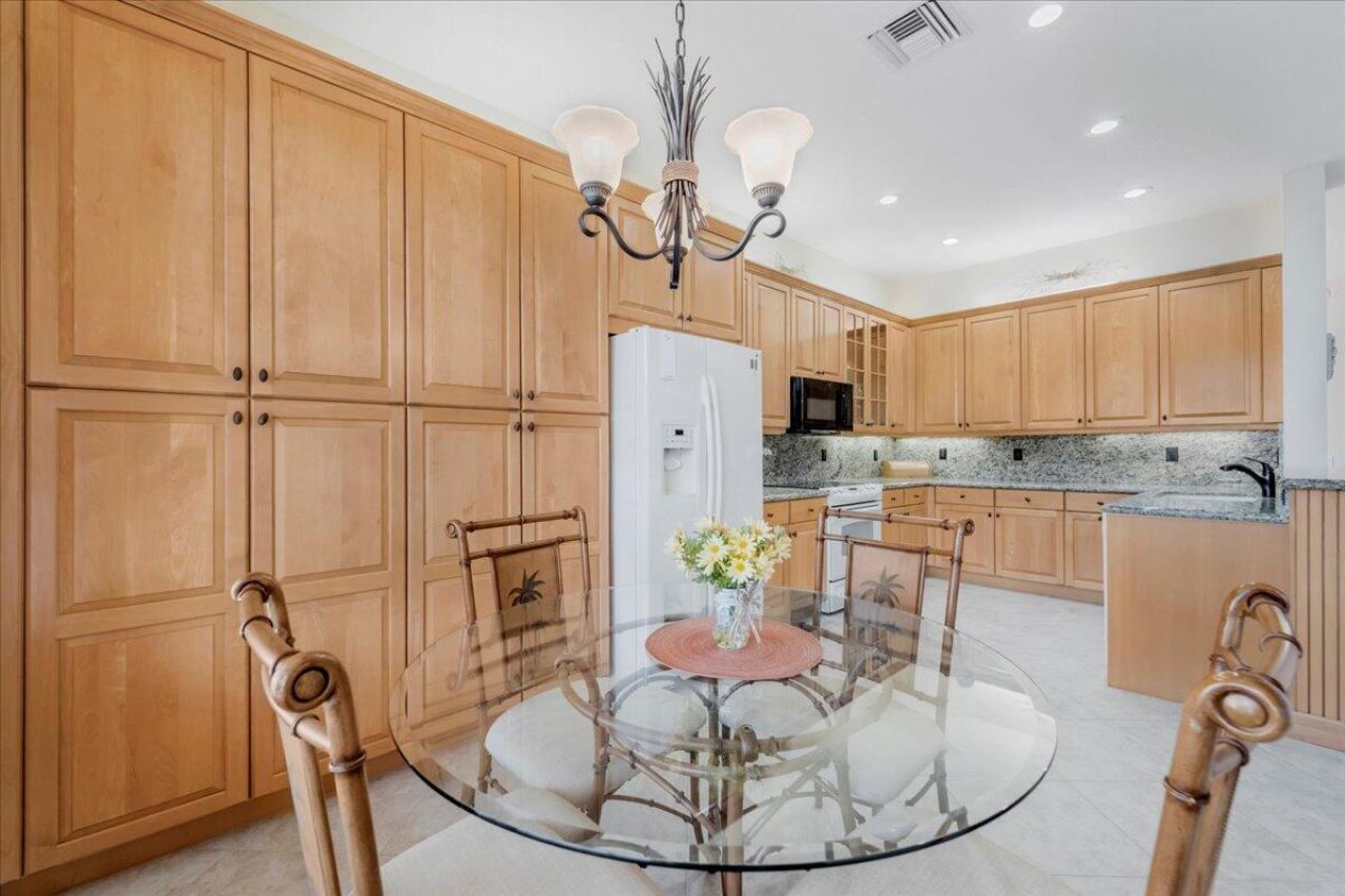 10599 Silverton Lane, Boynton Beach, FL 33437 Photo