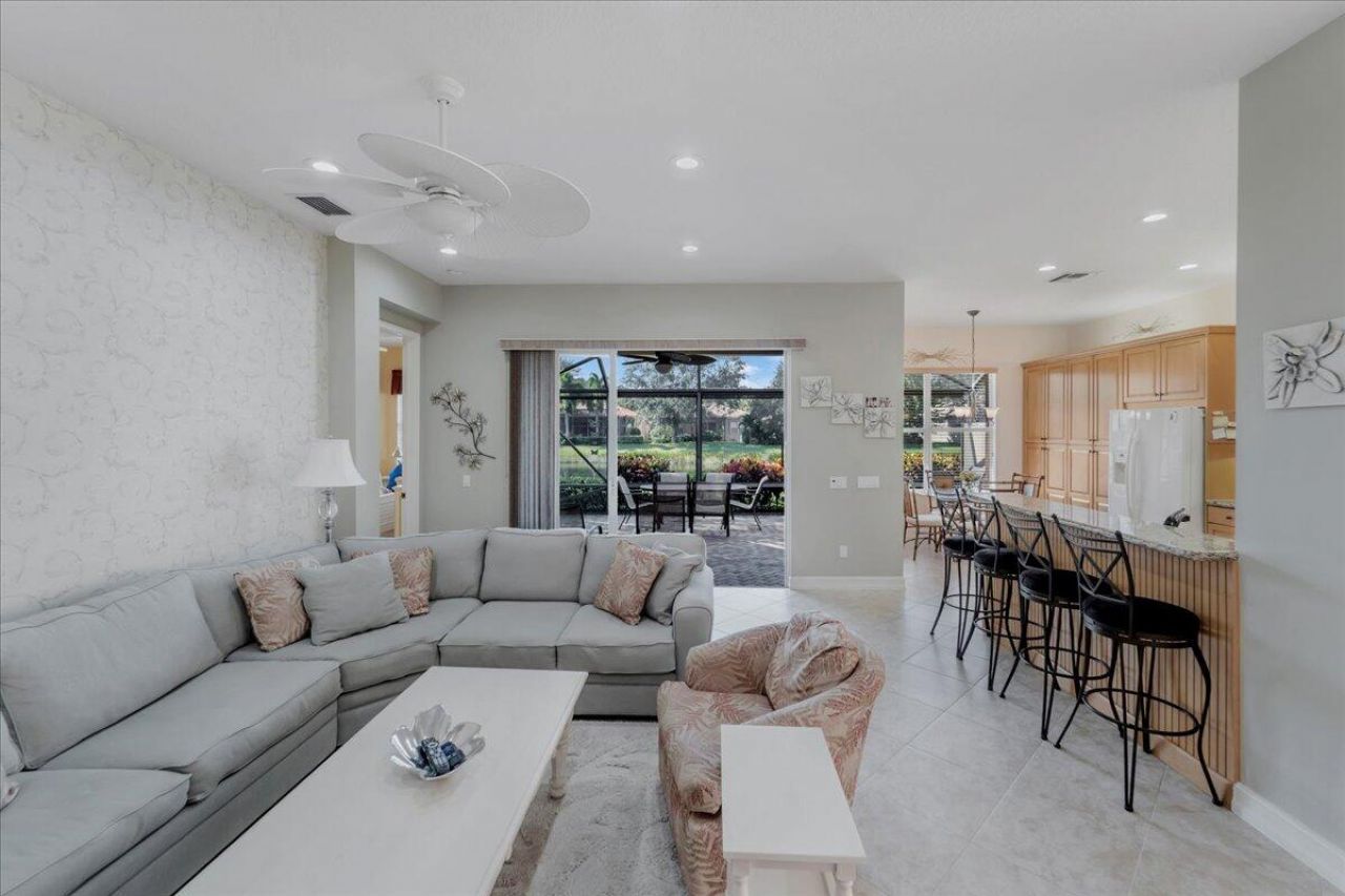 10599 Silverton Lane, Boynton Beach, FL 33437 Photo