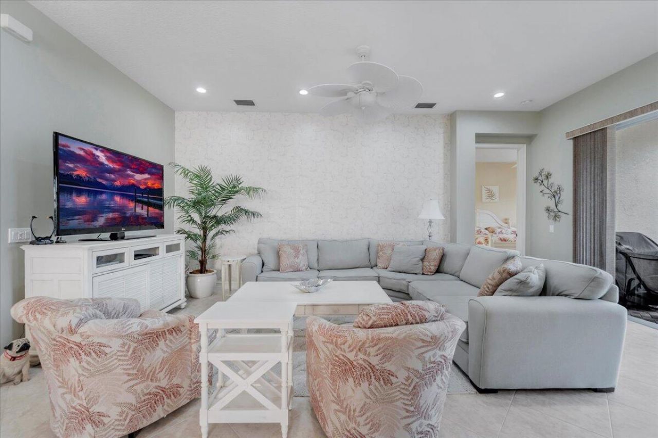 10599 Silverton Lane, Boynton Beach, FL 33437 Photo