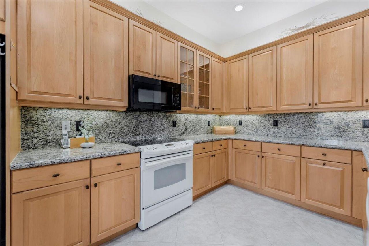 10599 Silverton Lane, Boynton Beach, FL 33437 Photo