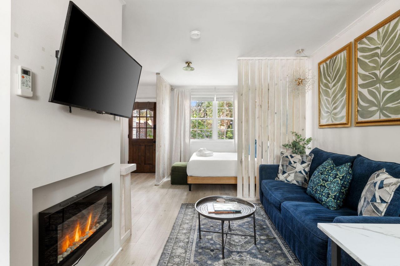 4731 Colie Morse Lane Photo 8