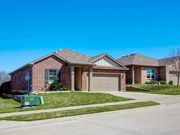 741 Windsor Court, Lavon, TX 75166