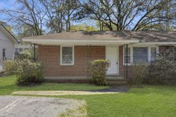 1129 Berkeley Street photo 4