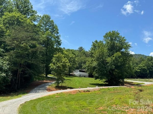 121 C & K Drive , Taylorsville, NC 28681