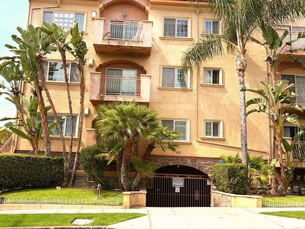 421 E Santa Anita Avenue, Unit 303, Burbank, CA 91501